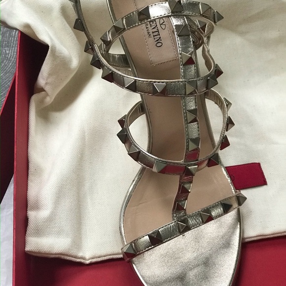 VALENTINO heels - Picture 2 of 5